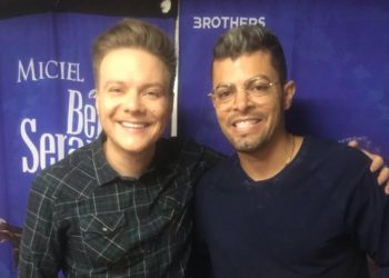 Walisson Maicon faz participação durante show de Michel Teló em Mar Vermelho