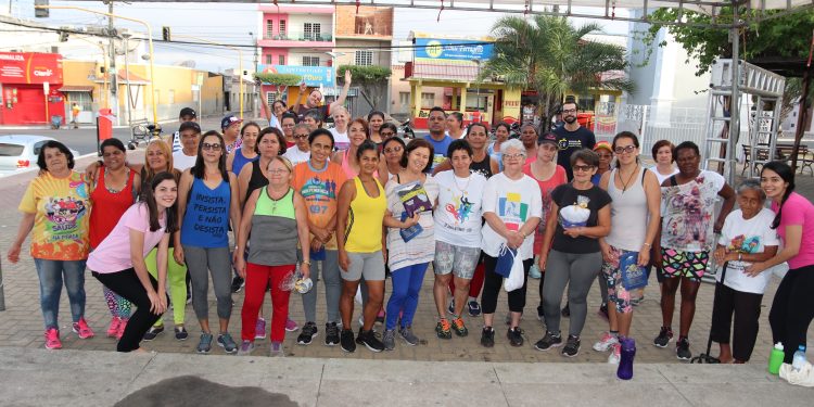 Espaço Reposturar realiza ação conjunta com o Projeto Saúde na Praça