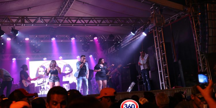 Tradicional Festa do Povoado Pai Mané