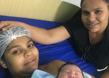 PRIMEIRO BEBÊ DE 2020 DO HOSPITAL REGIONAL DE SANTANA É MENINO