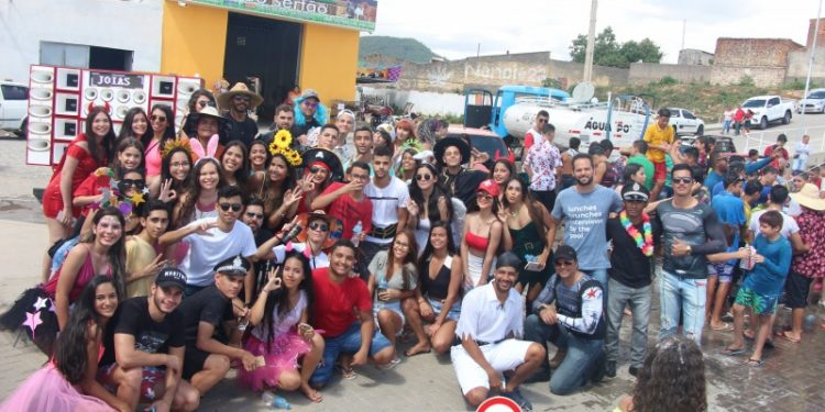 Bloco de Carnaval CDM do Colégio Divino Mestre