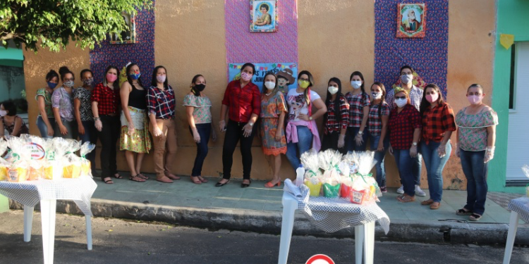 Drive -Thru Junino da Escola Carrossel