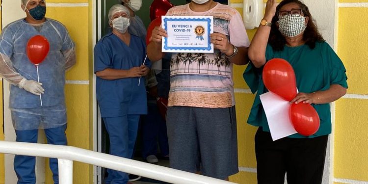 HOSPITAL DE SANTANA, DAR ALTA A PRIMEIRO PACIENTE CURADO DE COVID-19
