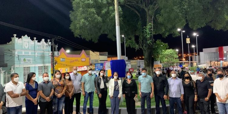 Reinauguração das Praças Senador Éneas Araújo e Manoel Rodrigues da Rocha