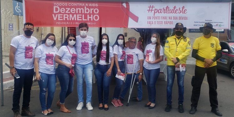 BLITZ DE COMBANTE À AIDS