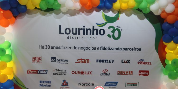 Lourinho Distribuidor lança campanha em comemoração aos seus 30 anos