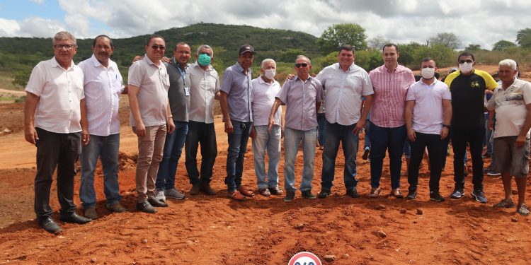 Visita a obra hídrica da Barragem do João Gomes em comemoração ao Dia Mundial da Água
