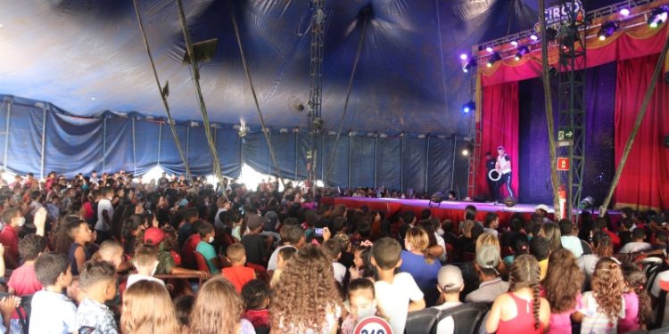 Ação com alunos da rede municipal de educação de Santana do Ipanema-AL