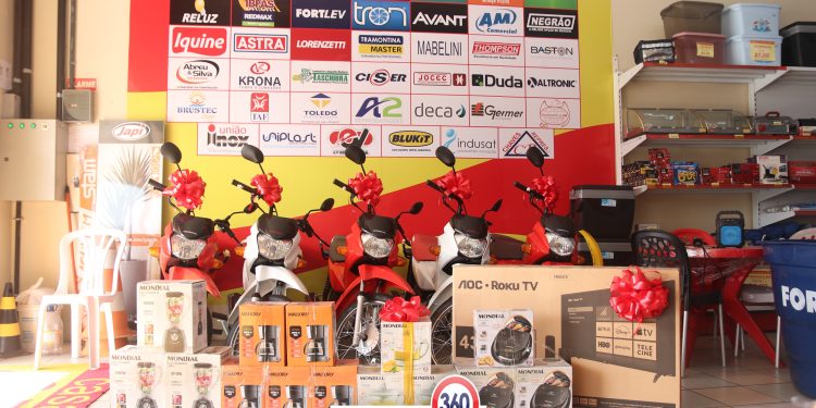 Quinto sorteio de 100 anos da casa O Ferrageiro em Santana do Ipanema