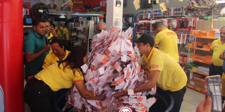 Sexto sorteio de 100 anos da casa O Ferrageiro em Santana do Ipanema
