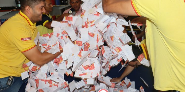 Sorteio de 100 anos da casa O Ferrageiro em Santana do Ipanema