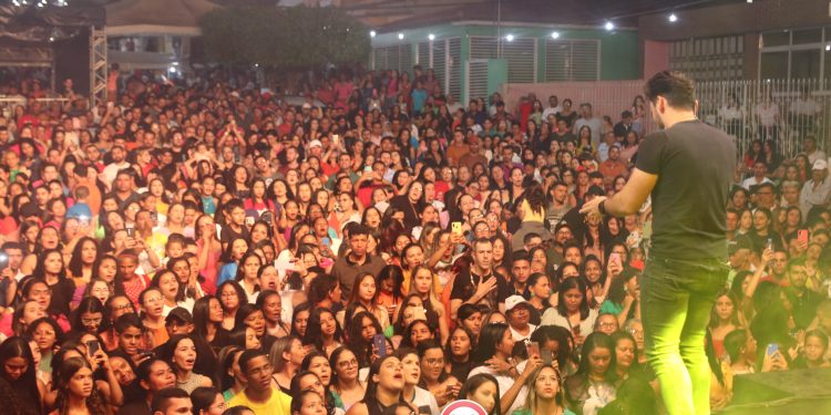 Show de Tiago Brado em Poço das Trincheiras – AL