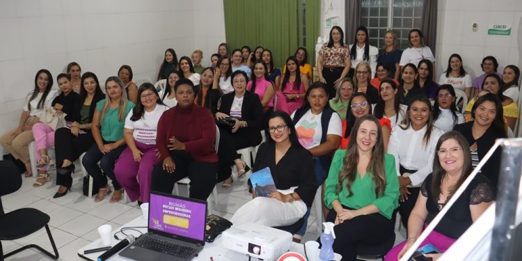 Palestra Pensando Grande: Como romper limitações e construir um império.