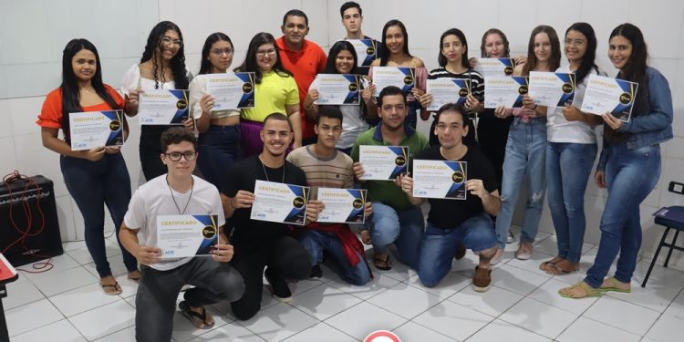 Entrega de Certificado do Curso de Preparação para o Primeiro Emprego em Santana do Ipanema