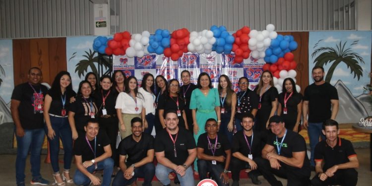 Feira de Conhecimentos do Colégio Divino Mestre