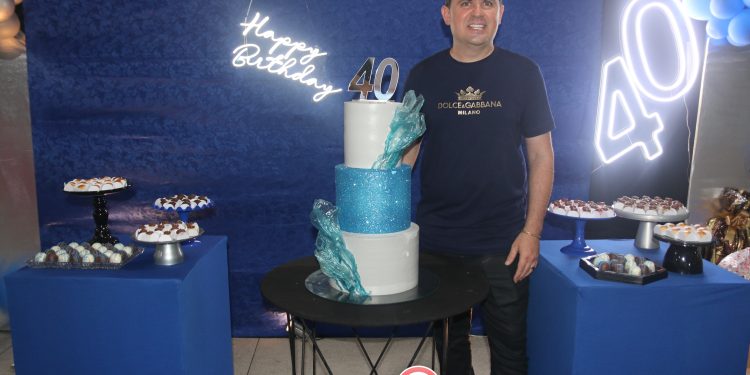 Aniversário Júlio César