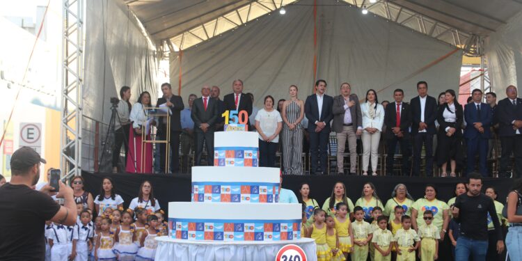 Desfile Cívico de Emancipação Política celebra os 150 anos de história de Santana do Ipanema
