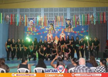 Arraiá Escola Líder 2025